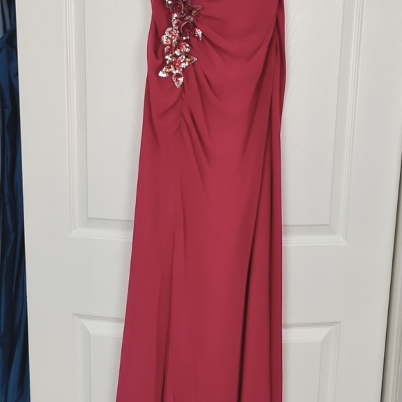 Faviana Couture strapless floor length gown with slit style 6714 pink cranberry - Picture 2 of 6